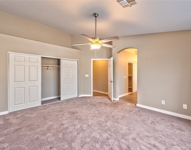 8880 Wallaby Lane - Photo Thumbnail 14