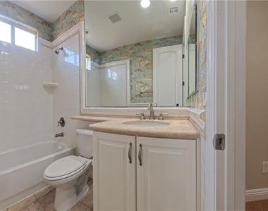 1274 Calcione Drive - Photo Thumbnail 30