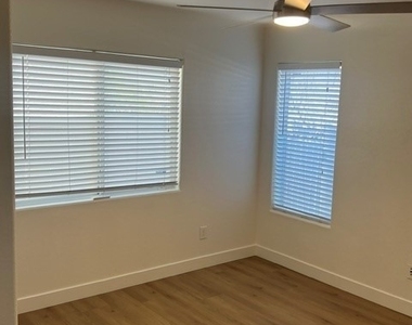 6940 Canary Ivy Way - Photo Thumbnail 11