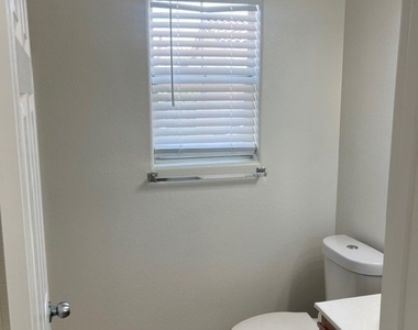 6940 Canary Ivy Way - Photo Thumbnail 22