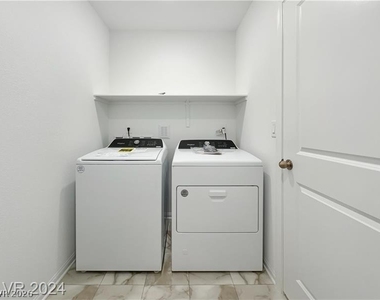 5475 Barcola Avenue - Photo Thumbnail 21