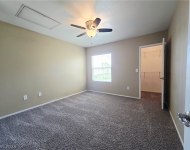 6650 W Warm Springs Road - Photo Thumbnail 8