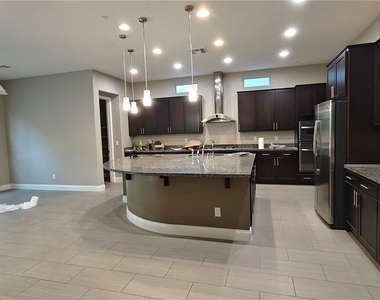 2868 Josephine Drive - Photo Thumbnail 10