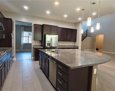 2868 Josephine Drive - Photo Thumbnail 16