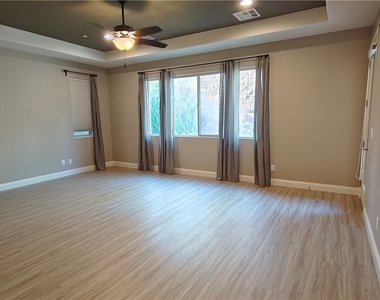 2868 Josephine Drive - Photo Thumbnail 21