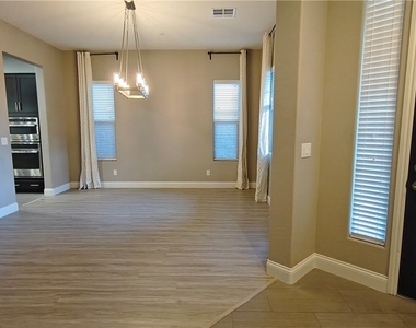 2868 Josephine Drive - Photo Thumbnail 5