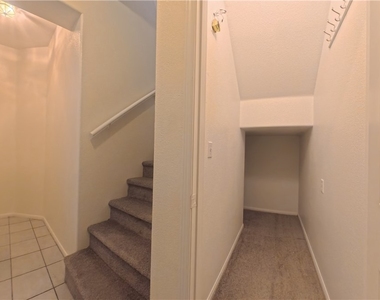 2050 W Warm Springs Road - Photo Thumbnail 19