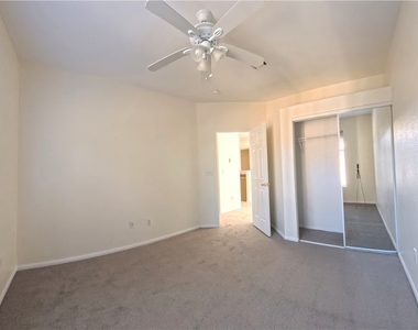 2050 W Warm Springs Road - Photo Thumbnail 16