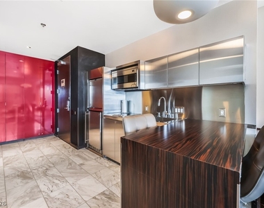 4381 W Flamingo Road - Photo Thumbnail 2