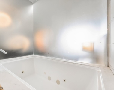 4381 W Flamingo Road - Photo Thumbnail 6
