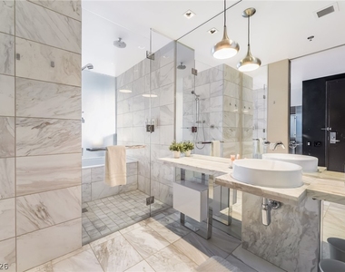 4381 W Flamingo Road - Photo Thumbnail 8