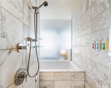 4381 W Flamingo Road - Photo Thumbnail 5