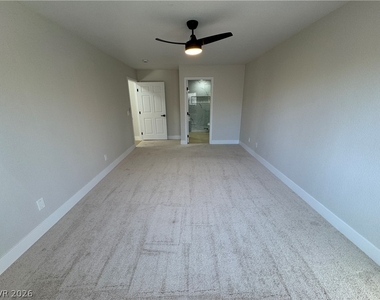 8464 Blue Island - Photo Thumbnail 30
