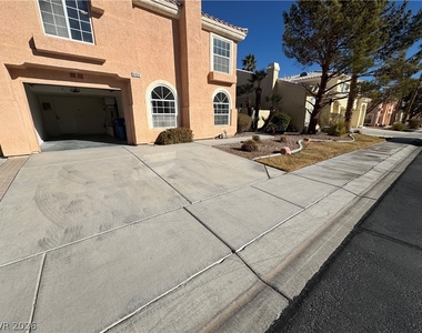 8464 Blue Island - Photo Thumbnail 25