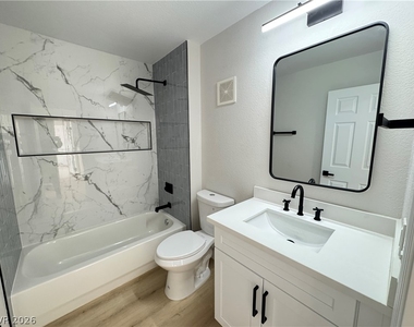 8464 Blue Island - Photo Thumbnail 40