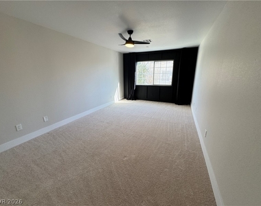 8464 Blue Island - Photo Thumbnail 29