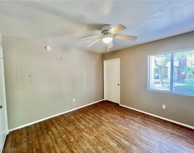7885 W Flamingo Road - Photo Thumbnail 13