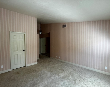 3025 Harborside Drive - Photo Thumbnail 42