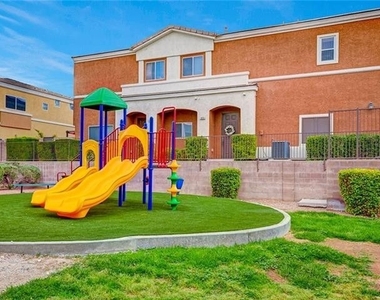 9303 Gilcrease Avenue - Photo Thumbnail 26