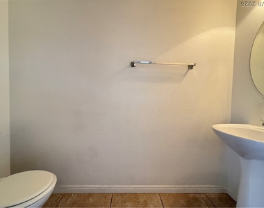 9303 Gilcrease Avenue - Photo Thumbnail 13