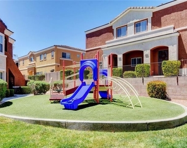 9303 Gilcrease Avenue - Photo Thumbnail 25