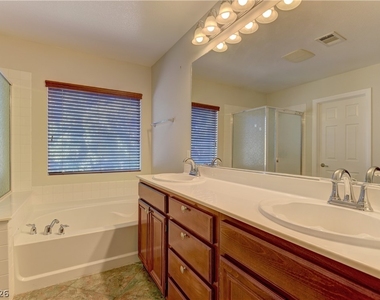 9419 Rough Slate Court - Photo Thumbnail 10