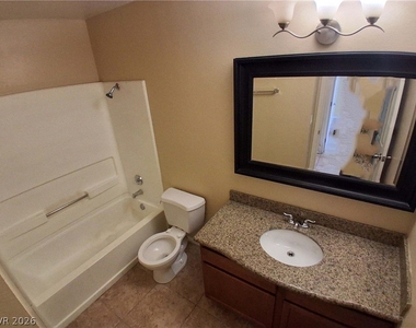 7300 Pirates Cove Road - Photo Thumbnail 15