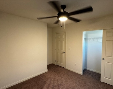 9896 Panther Hollow Street - Photo Thumbnail 23