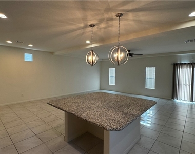 9896 Panther Hollow Street - Photo Thumbnail 8