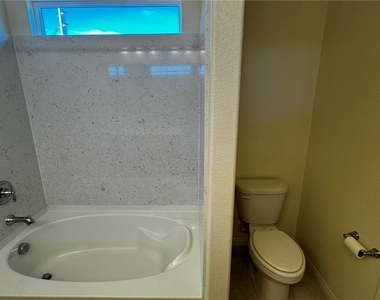 9896 Panther Hollow Street - Photo Thumbnail 25
