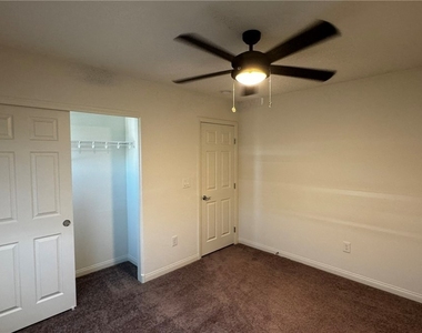 9896 Panther Hollow Street - Photo Thumbnail 21