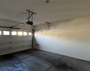 9896 Panther Hollow Street - Photo Thumbnail 31