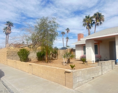4194 Greenpoint Street - Photo Thumbnail 1