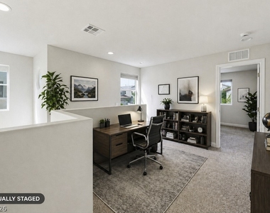 32 Lily Grove Road - Photo Thumbnail 12
