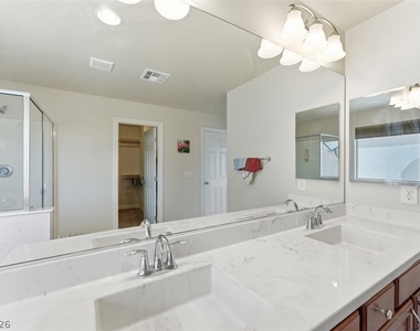 32 Lily Grove Road - Photo Thumbnail 21
