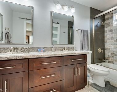 5056 Shadow Palm Court - Photo Thumbnail 29