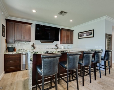 5056 Shadow Palm Court - Photo Thumbnail 6