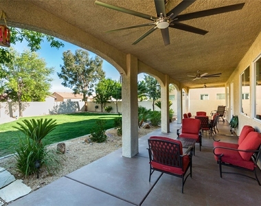 5056 Shadow Palm Court - Photo Thumbnail 18