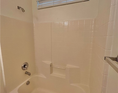 3926 Kristina Lynn Avenue - Photo Thumbnail 22