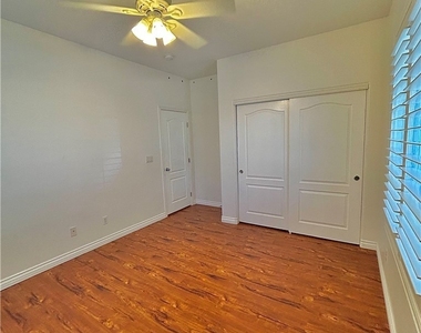 3926 Kristina Lynn Avenue - Photo Thumbnail 25