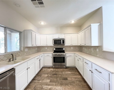5152 Moose Falls Drive - Photo Thumbnail 5
