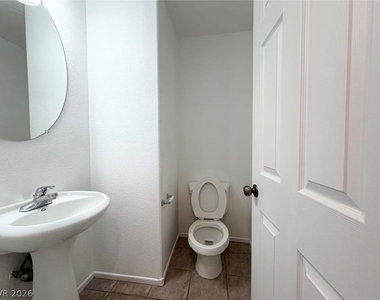 9148 Spirit Canyon Avenue - Photo Thumbnail 5