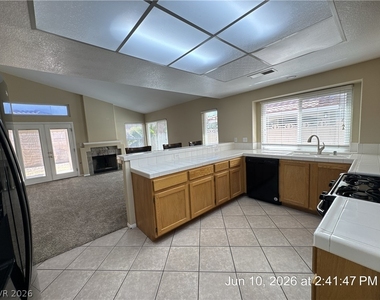 194 Kachina Drive - Photo Thumbnail 3