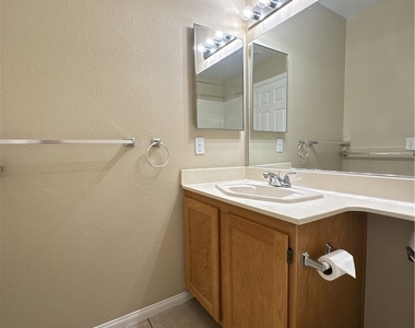 194 Kachina Drive - Photo Thumbnail 17