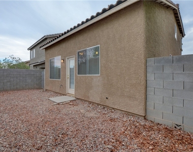 9540 Gibbon Avenue - Photo Thumbnail 5