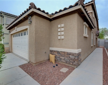 9540 Gibbon Avenue - Photo Thumbnail 2