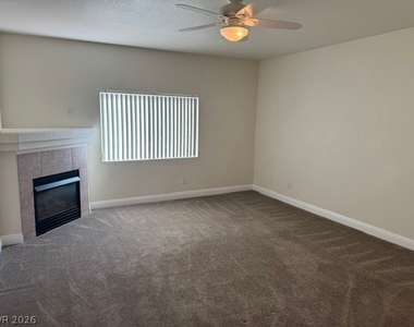 3203 Stratford Hall Court - Photo Thumbnail 7