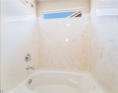 6014 Belvedere Canyon Avenue - Photo Thumbnail 28