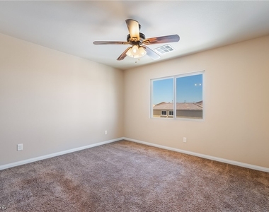 6014 Belvedere Canyon Avenue - Photo Thumbnail 26