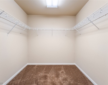 6014 Belvedere Canyon Avenue - Photo Thumbnail 17